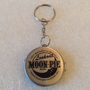 Moon pie multi tools keychain